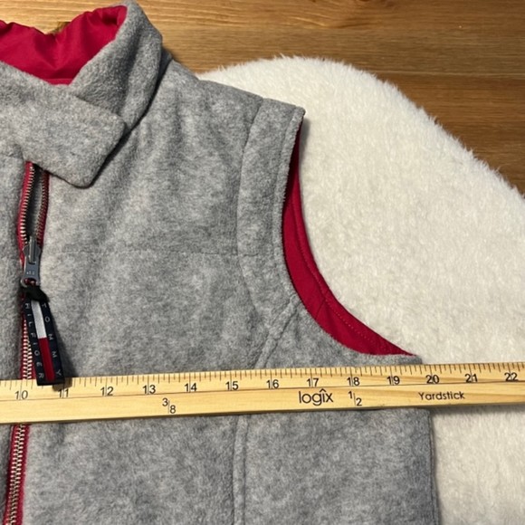 TOMMY HILFIGER Reversible Fleece Winter Vest Gray Pink Vest Pockets Size Medium - Picture 11 of 12